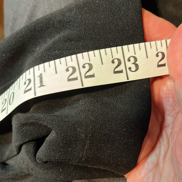 EXC Alfred Dunner Classics PANTS Women’s 16P Mid Rise Straight Pull-On SHORT - Picture 11 of 11